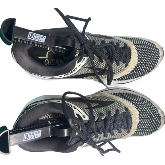 - Brooks Revel Running Shoes Black Gray Mens size 8.5 running - Picture 3 of 15
